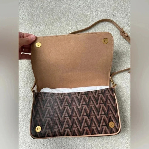 Aritzia Auxiliary monogram crossbody bag - Picture 4 of 12